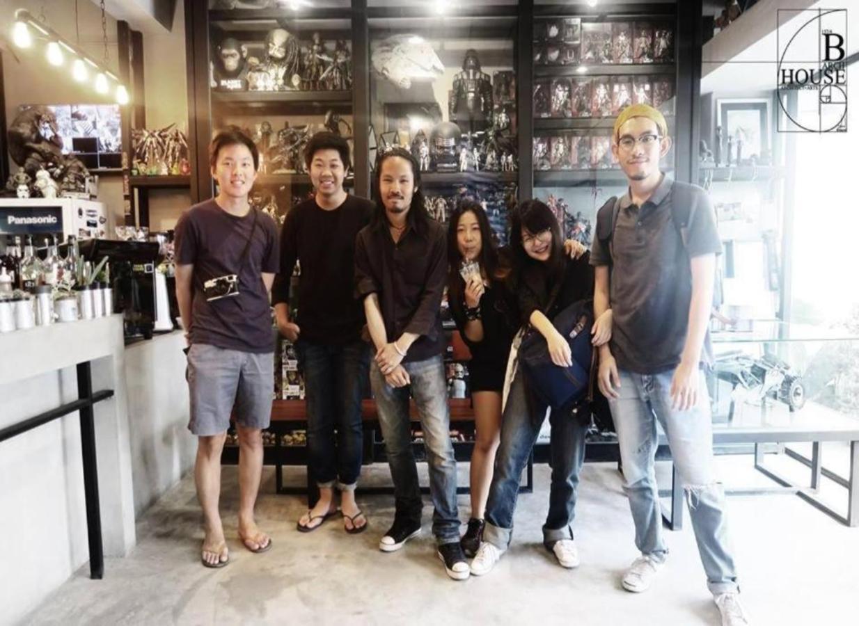 B Arch House Hotel Chiang Mai Bagian luar foto