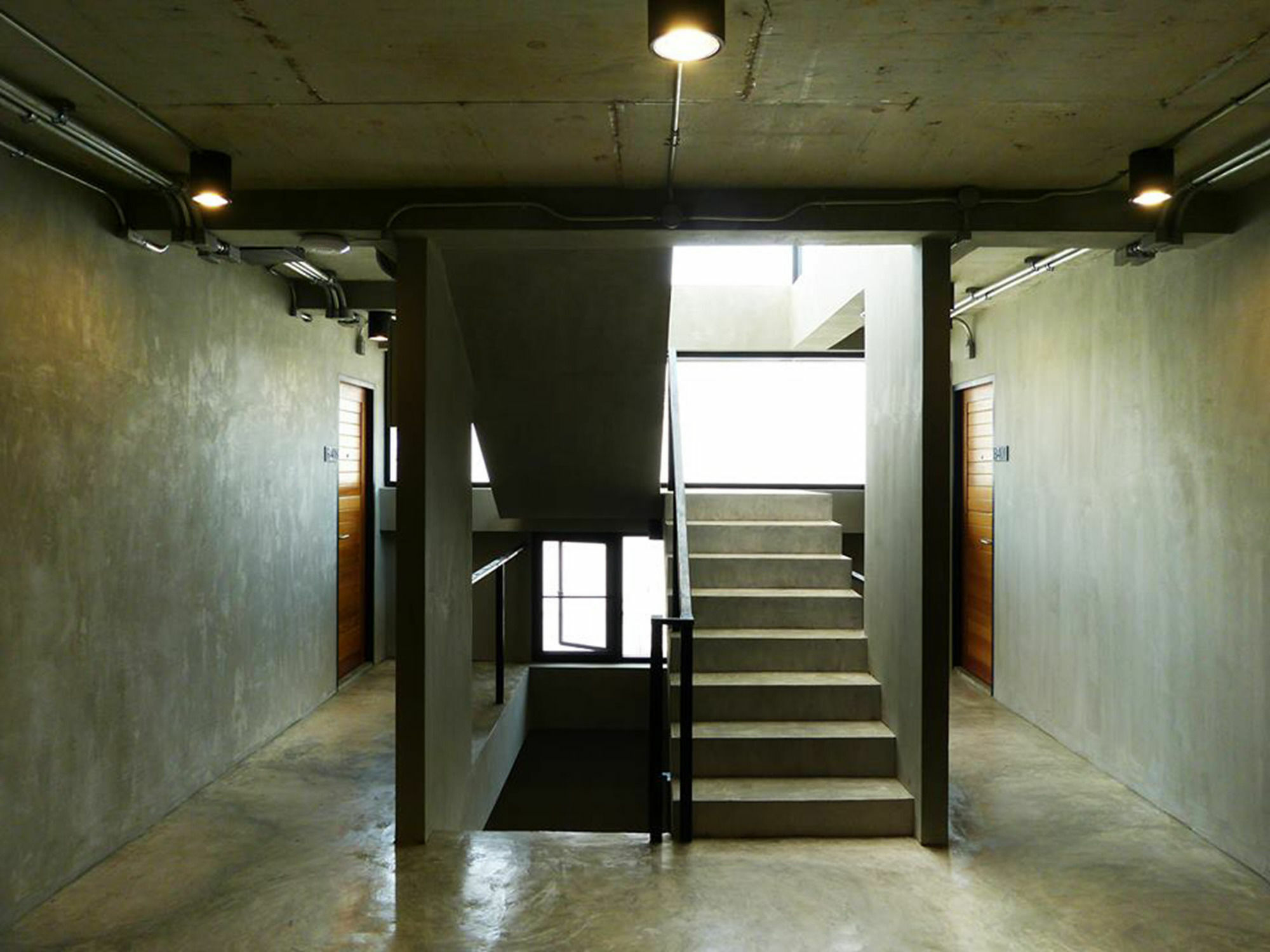 B Arch House Hotel Chiang Mai Bagian luar foto